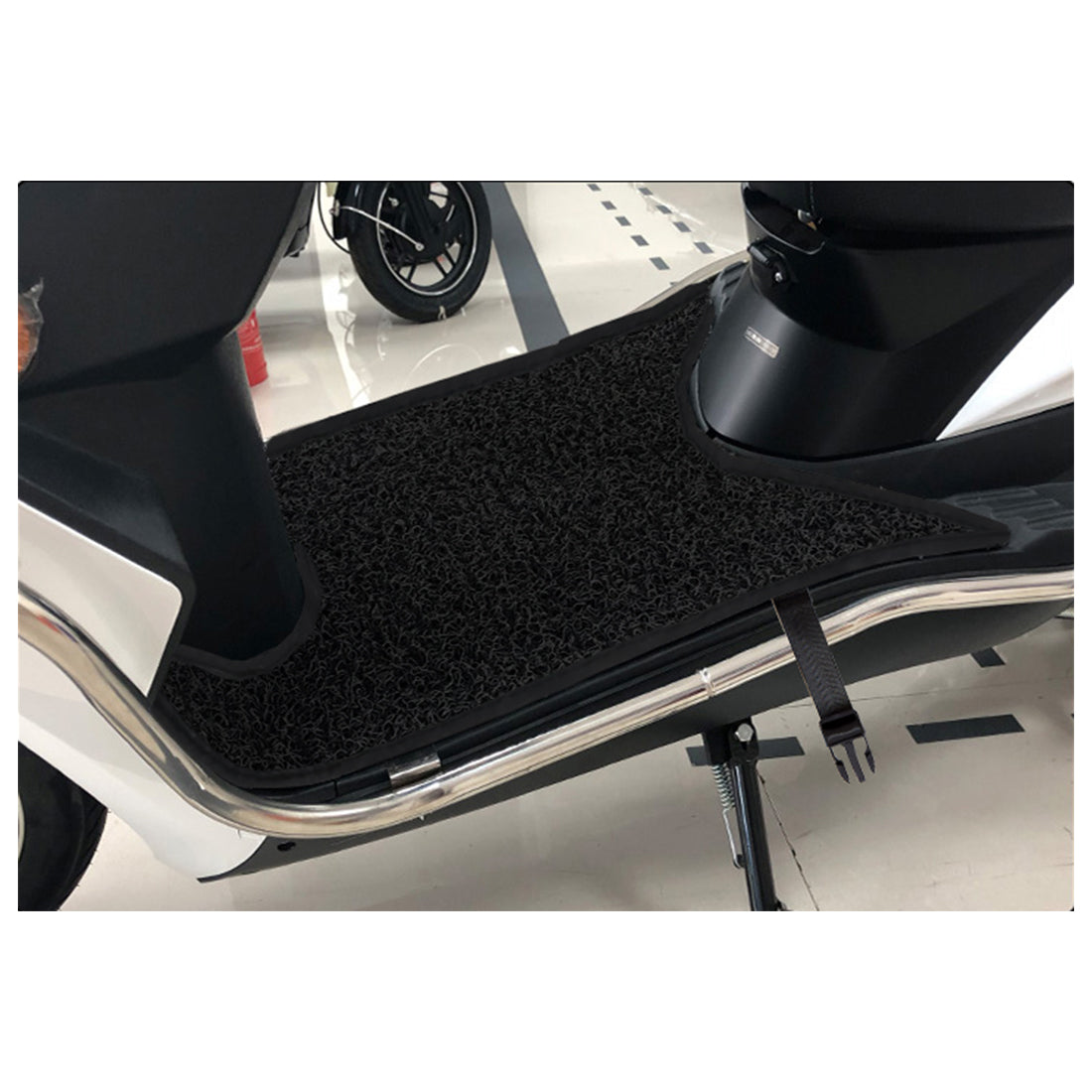 Mototrance Anti Skid Curly Scooter/Scooty Foot Mats for Hero XOOM - Autofurnish