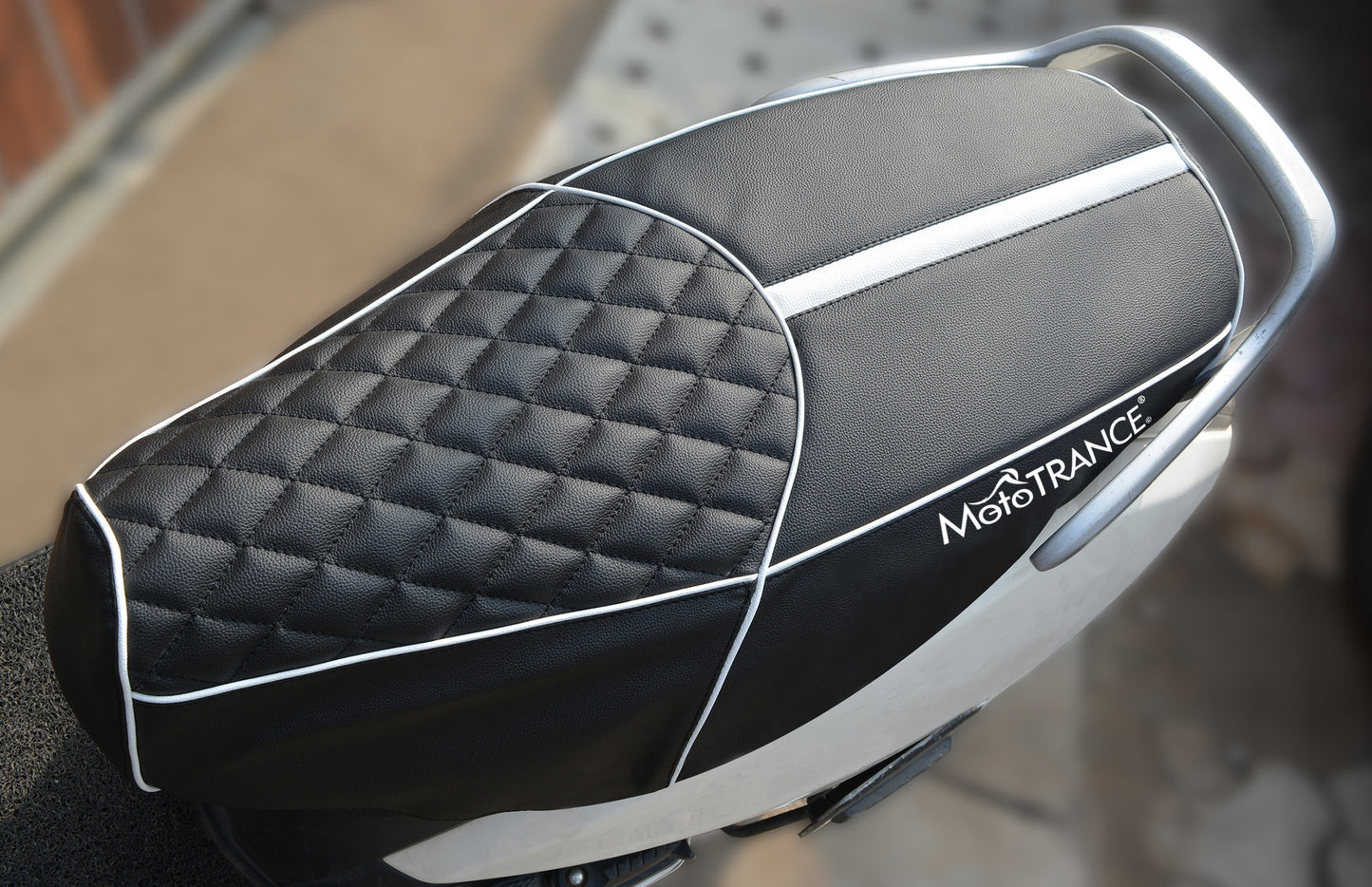 Mototrance PU Leather Designer Bike Scooter Seat Cover (MTSC-303) for TVS Ntorq 125