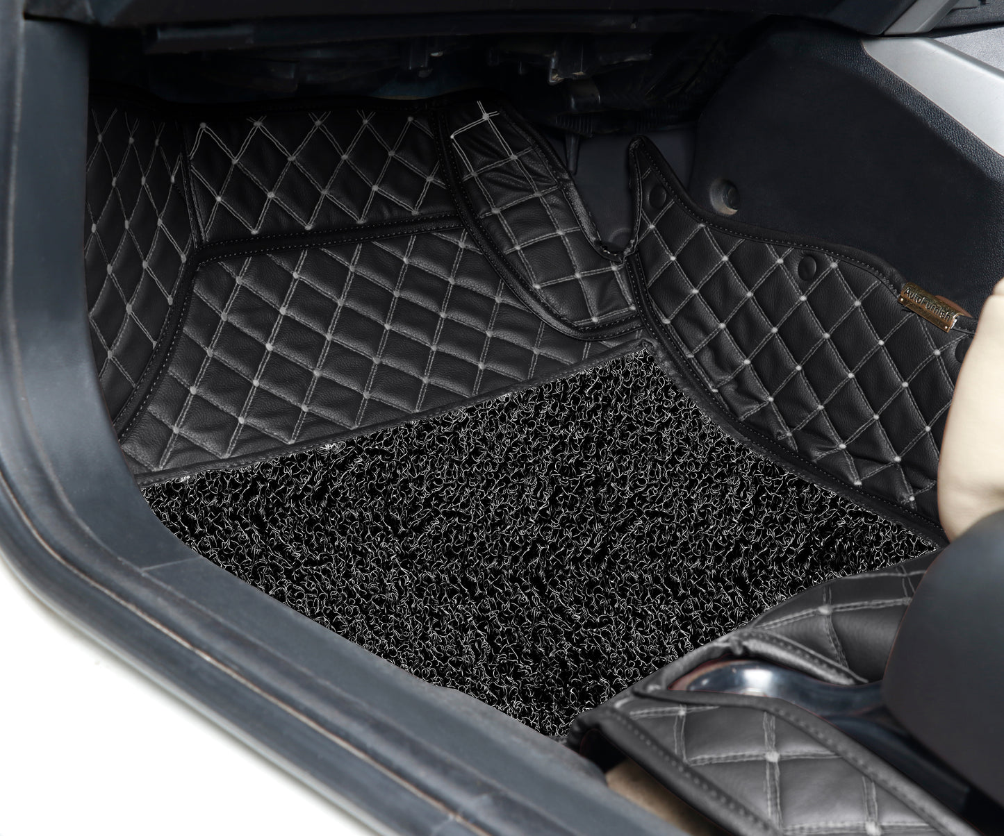 7D Luxury Custom Fitted Car Mats For Maruti Swift 2018-23 - Black Beige